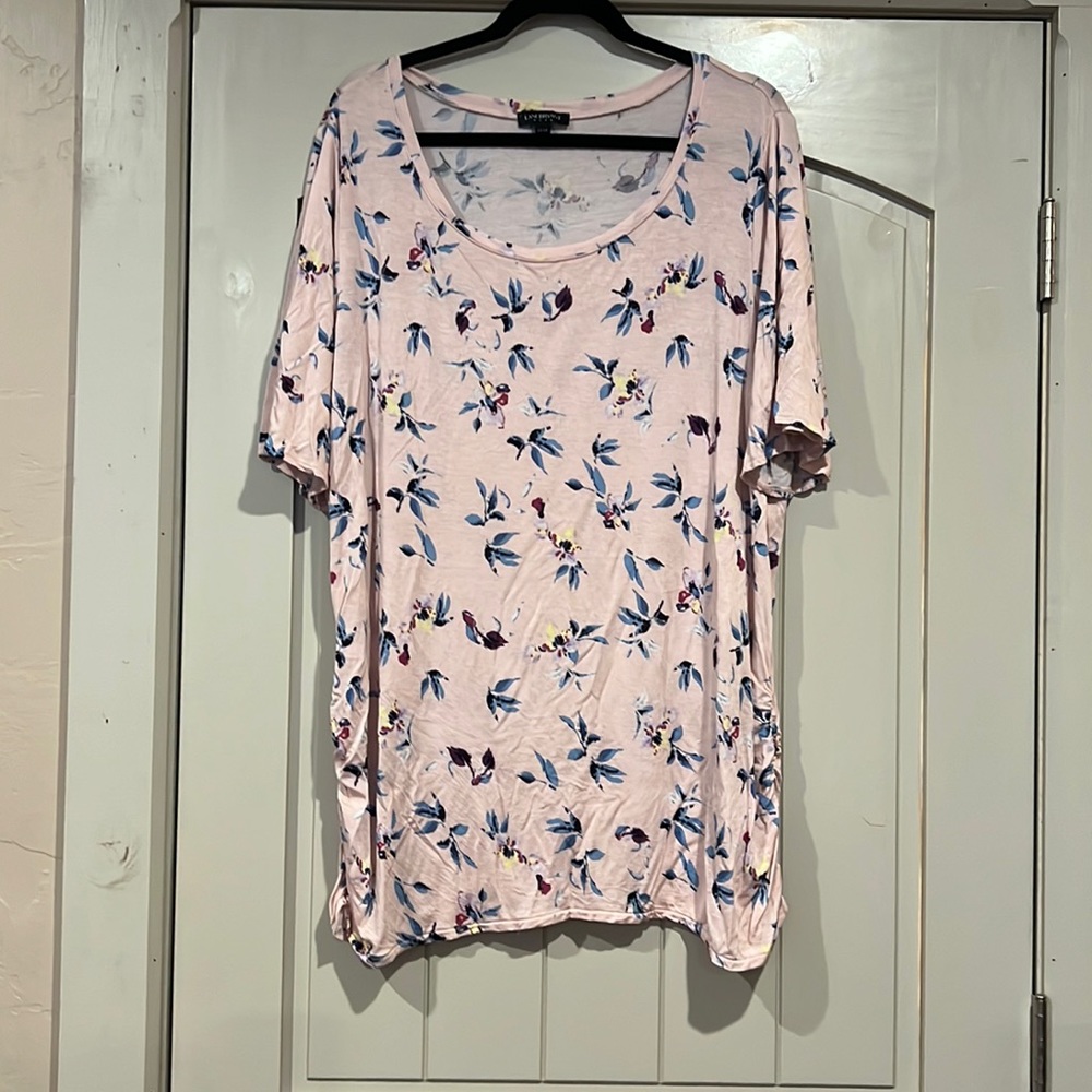 Lane Bryant pink floral top, excellent used condition.